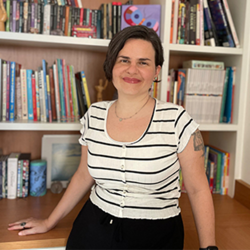 This month we highlight the work of rising star illustrator, Claudia Marianno!