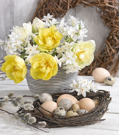 easter-floral-still-life-greeting-card-lmn68588-jpg