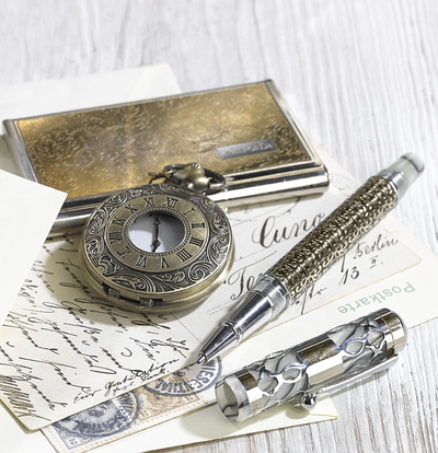 male-design-greeting-card-gift-bag-lmn70782-jpg